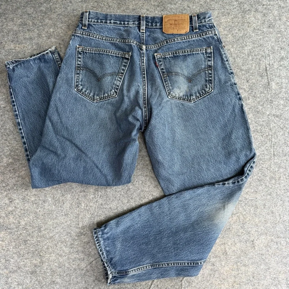 Vintage Levis 560 Jeans Mens 34x30 Loose Fit Y2k Tapered Leg Denim Made USA FLAW